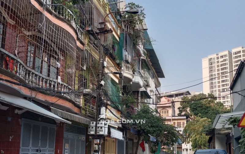 Bán Nhà Kinh Doanh Tam Trinh, Hoàng Mai 97m, 3 tầng, mt 7.5m, giá 33 Tỷ.