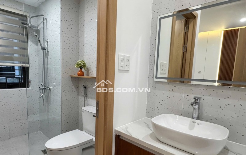 SIÊU PHẨM nhà 3 tầng đường Hoà Minh 15 - Đối diện trường THCS Lương Thế Vinh