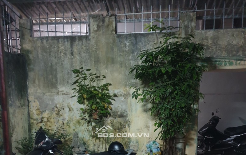 BÁN NHÀ 2.2 TỶ 3 TẦNG 74M2 ( TÂY BĂC )  NGÕ CỰC ĐẸP KHU LIÊN CƠ