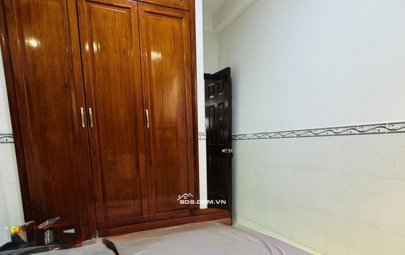 Bán nhà hẻm 4m Điện Biên Phủ Quận 10, 4 tầng BTCT giá chỉ 6.x tỷ TL