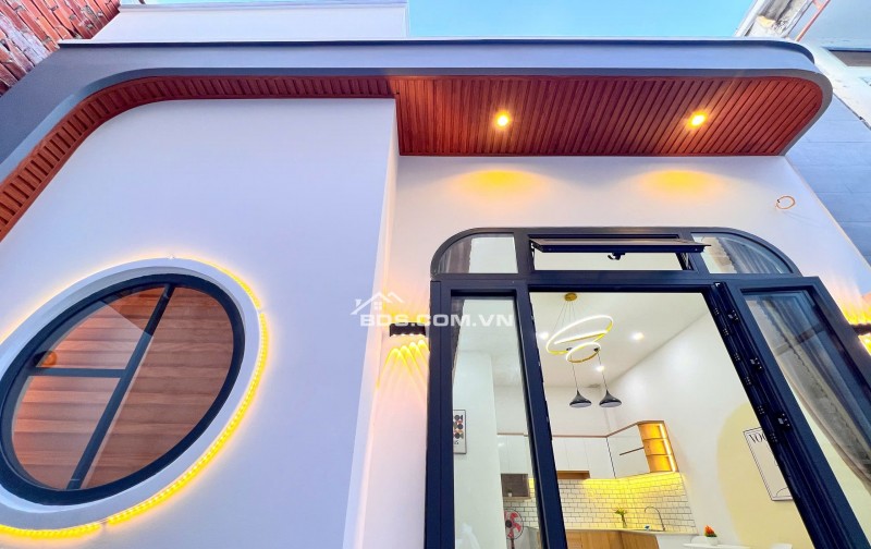 BÁN Nhà Minihouse hẻm 44 CMT8 (Xây Mới ) gần CĐ KT–KỹThuật _Giá 1,75 tỷ