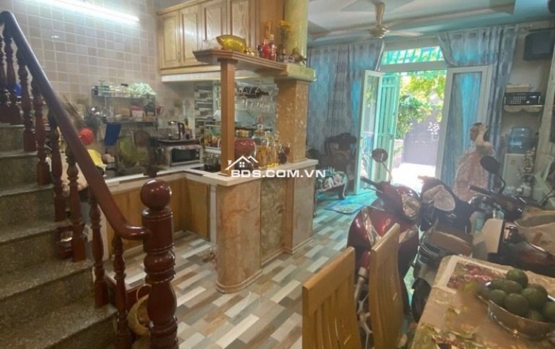 Bán đất tặng nhà ngang 6m hẻm 364 Dương Quảng Hàm 132m2 tiện xây CHDV dòng tiền 13.5 tỷ