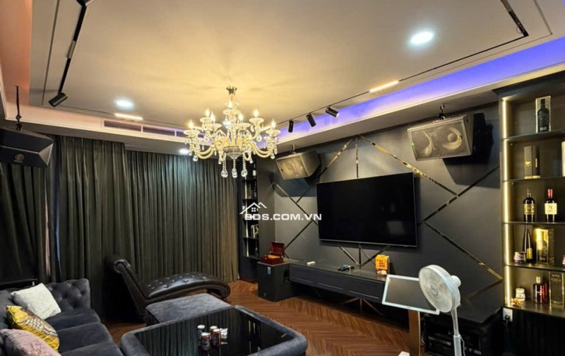 Nhà phố MTKD 5 lầu có hầm ngay KDC Cityland P10 ngang 5m 100m2 view Lotte mart 25 tỷ.