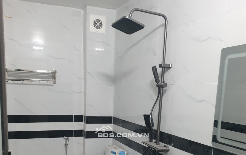 BÁN NHÀ ĐẸP 4.38 TỶ 3 TẦNG 80M2 CÓ SÂN Ô TÔ ĐƯỜNG ĐẶNG VIỆT CHÂU