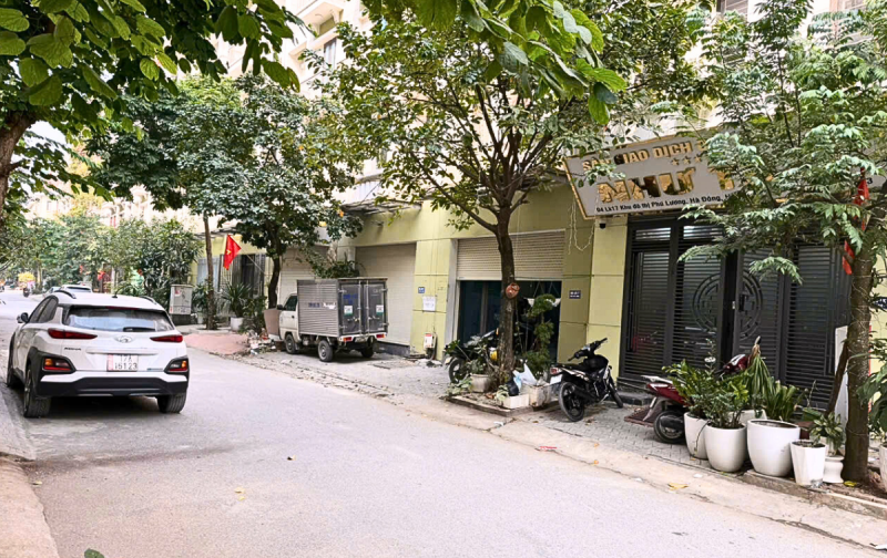 Chính chủ bán gấp nhà liên kề KĐT Phú Lương, Hà Đông sang trọng, gần trục chính, kinh doanh.