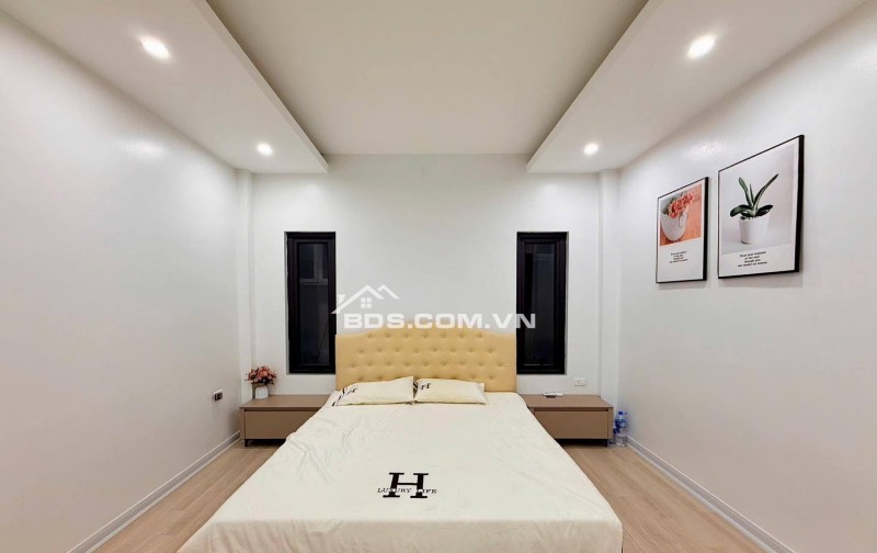 Nhà Đẹp Linh Quang, Đống Đa 31m, 5 tầng, mt 4m, giá 9.6 tỷ.