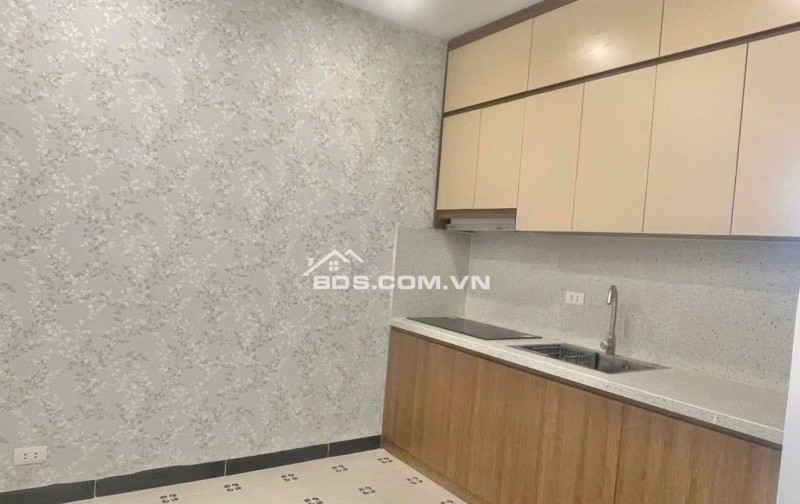 Nhà Đẹp Gần Phố Trương Định 28/30m, 4 tầng, mt 3.2m, giá 7.3 tỷ.