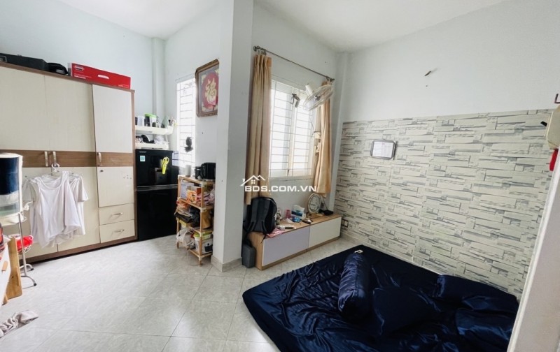 BÁN NHÀ GẦN CHỢ PHẠM VĂN HAI, 4PN 3WC, 3.5x9, 5x TỶ