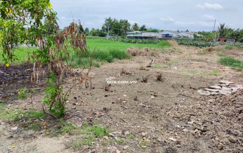 Bán lô đất thổ mặt tiền Cao Thị Mai giá 2,4 tỷ