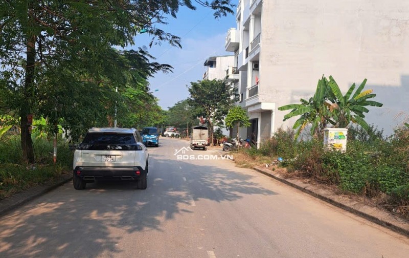 Hàng cực hiếm làn 2 đường H100 view vườn hoa giá rẻ hơn lô bên cạnh vài trăm triệu