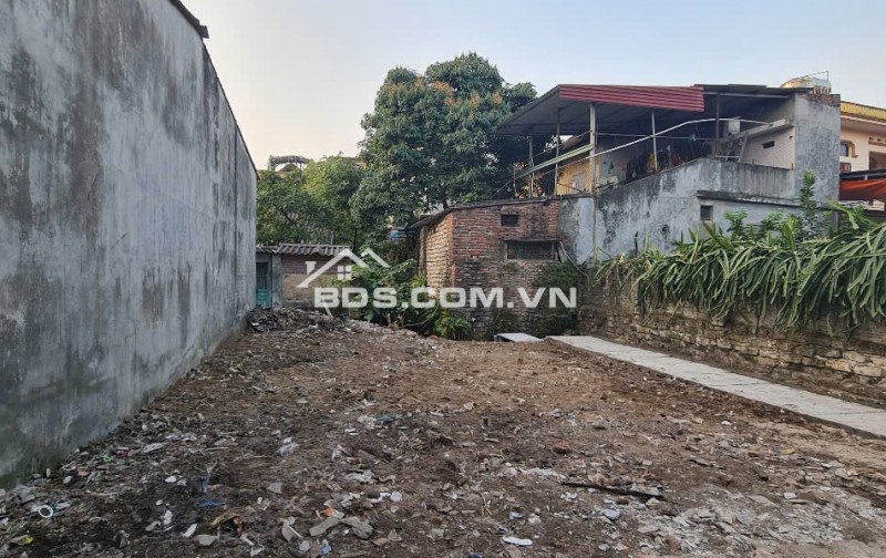 Xuất hiện lô đất khẩu Tp Bắc Ninh cũ giá chỉ có 2.8 tỷ. Full tiện ích