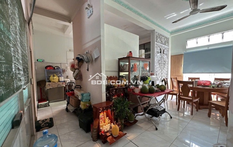 ​Bán nhà trung tâm Quận 3: 7 Tầng - Có Thang Máy - Dòng Tiền Tốt - Sổ Hồng Chính Chủ.