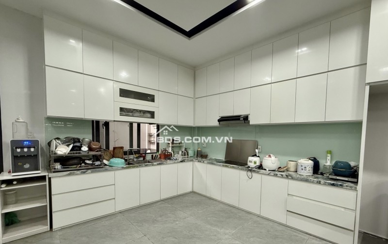 BÁN NHÀ 4 TẦNG MẶT TIỀN ĐƯỜNG KDC THÁI SƠN – GẦN LÀNG ĐẠI HỌC ABC – DÒNG TIỀN 36TR/THÁNG