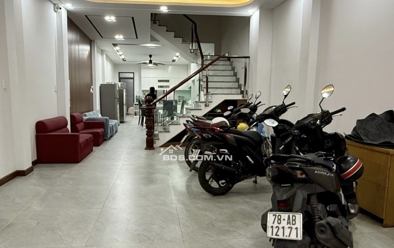 BÁN NHÀ 4 TẦNG MẶT TIỀN ĐƯỜNG KDC THÁI SƠN – GẦN LÀNG ĐẠI HỌC ABC – DÒNG TIỀN 36TR/THÁNG