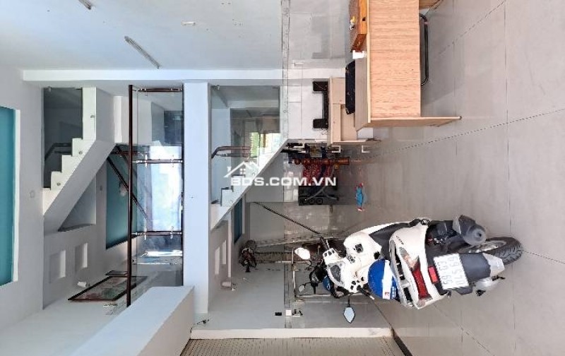  GIẢM CHÀO 700 TRIỆU – GIÁ MỚI 8,5 TỶ 