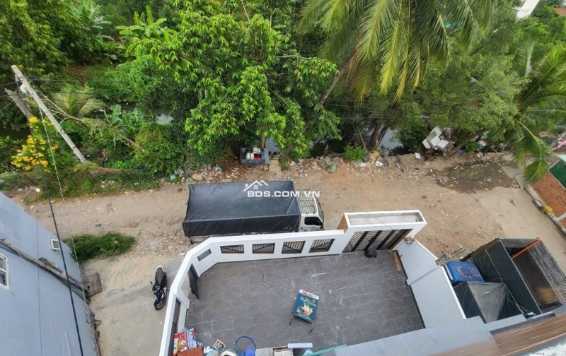  NHÀ GÓC 2 MẶT TIỀN – SÁT CHỢ THẠNH XUÂN