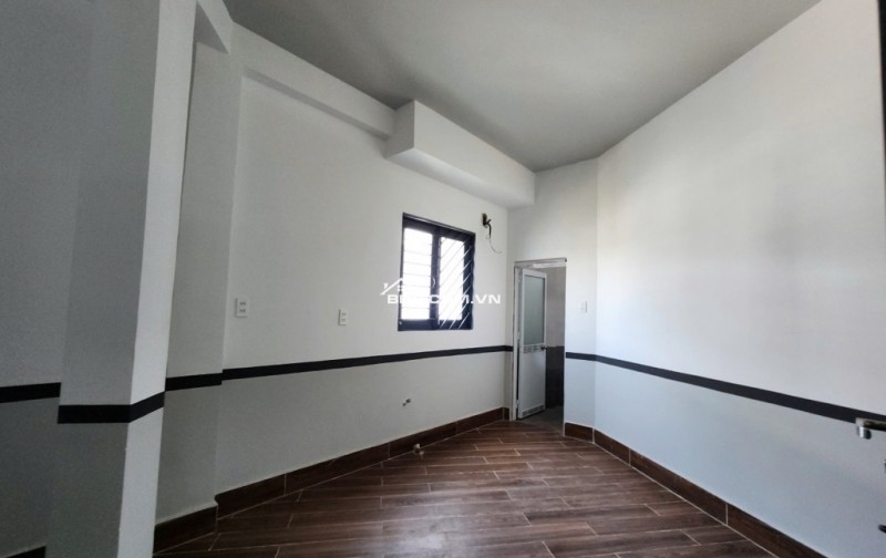  NHÀ GÓC 2 MẶT TIỀN – SÁT CHỢ THẠNH XUÂN