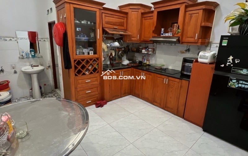  NHÀ MẶT TIỀN KINH DOANH – VỊ TRÍ ĐẸP, KẾT CẤU MỚI 