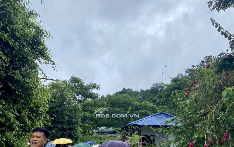 Cơ hội sở hữu đất nền vị trí vàng tại trung tâm khu du lịch Thác Suối Tiên – Lạng Sơn, khu du lịch đã hoạt động ổn định, khách đông đúc vào mùa hè.