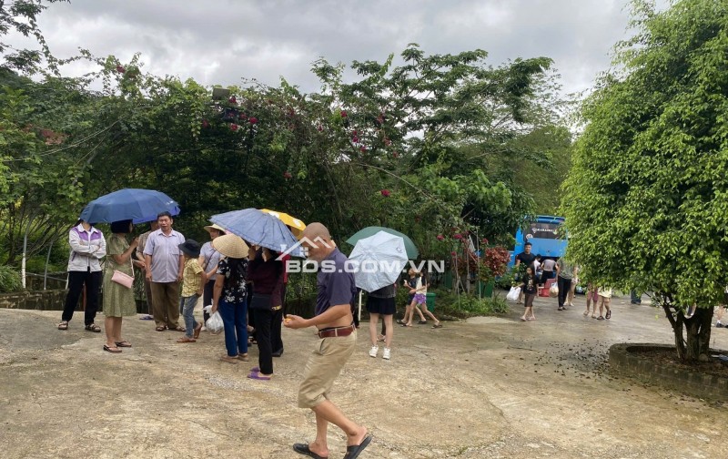 Cơ hội sở hữu đất nền vị trí vàng tại trung tâm khu du lịch Thác Suối Tiên – Lạng Sơn, khu du lịch đã hoạt động ổn định, khách đông đúc vào mùa hè.