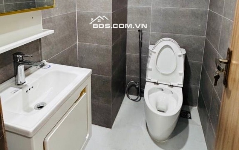 DƯƠNG QUẢNG HÀM - CẦU GIẤY - 6 TẦNG - 38M2 - TRUNG TÂM TIỆN ÍCH - GIÁ CHỈ 9.5 TỶ TL