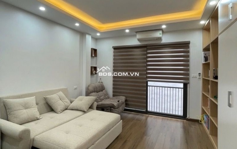 SIÊU PHẨM NHÀ MỚI Ở TRUNG KÍNH 31M2 - TRUNG TÂM CẦU GIẤY TIỆN ÍCH BẠT NGÀN - GIÁ 9.7 TỶ TL