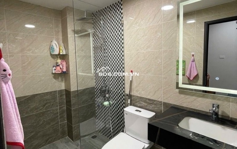 SIÊU PHẨM NHÀ MỚI Ở TRUNG KÍNH 31M2 - TRUNG TÂM CẦU GIẤY TIỆN ÍCH BẠT NGÀN - GIÁ 9.7 TỶ TL