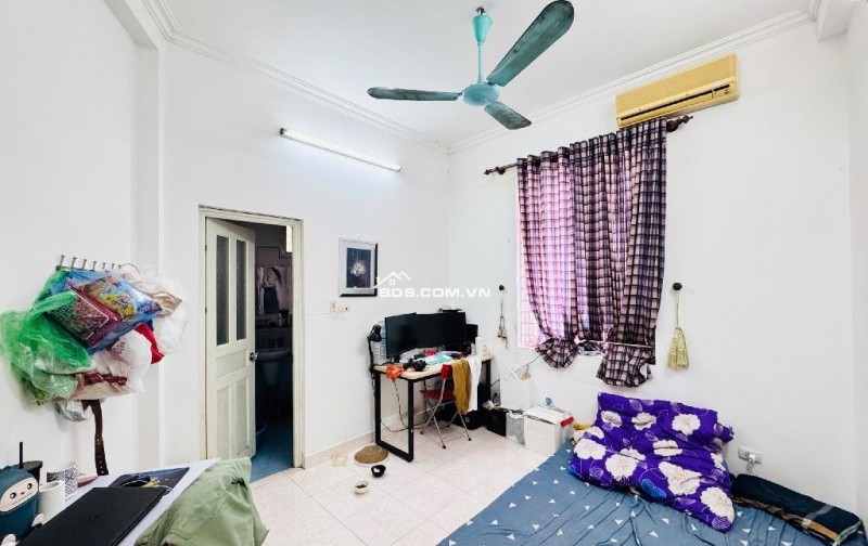 BÁN NHÀ TRUNG TÂM CẦU GIẤY 43M2 - LÔ GÓC 2 THOÁNG - 9,5 TỶ TL