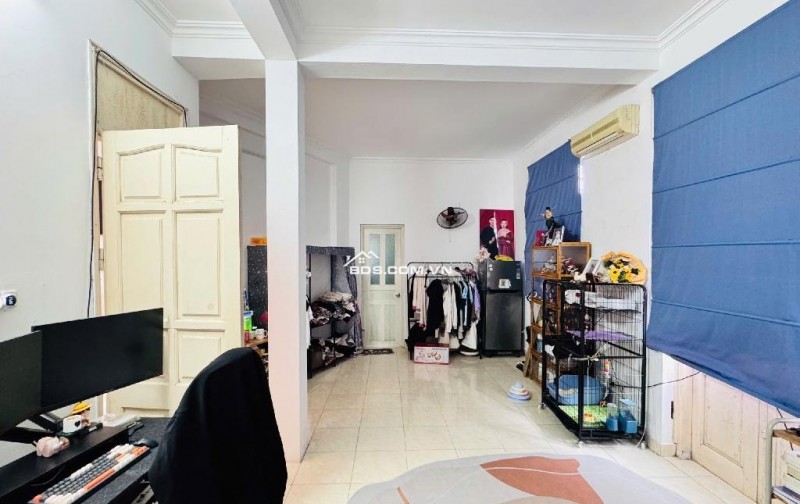 BÁN NHÀ TRUNG TÂM CẦU GIẤY 43M2 - LÔ GÓC 2 THOÁNG - 9,5 TỶ TL