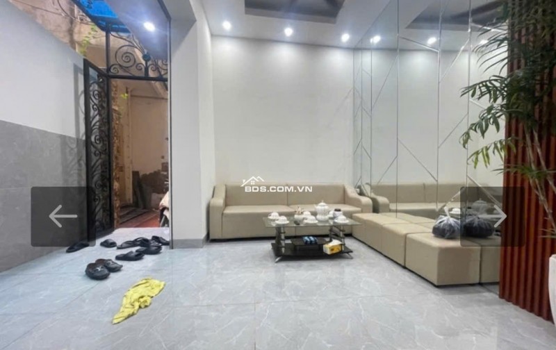 41M² – 4 TẦNG – 4 NGỦ – GIÁ HƠN 8,7 TỶ  NGÕ HÒA BÌNH NÔNG – MẤY BƯỚC RA PHỐ KHÂM THIÊN