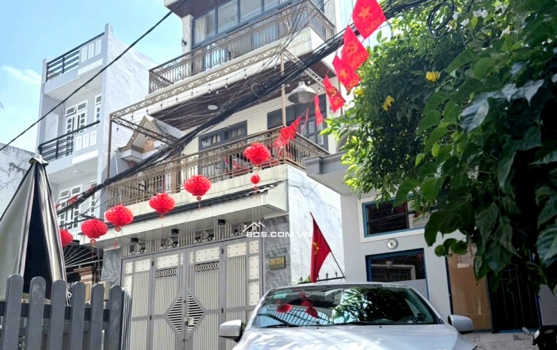 Emart Phan Huy Ích, HXH 90m², Ngang 5m, 4 tầng, 7 Tỷ 99