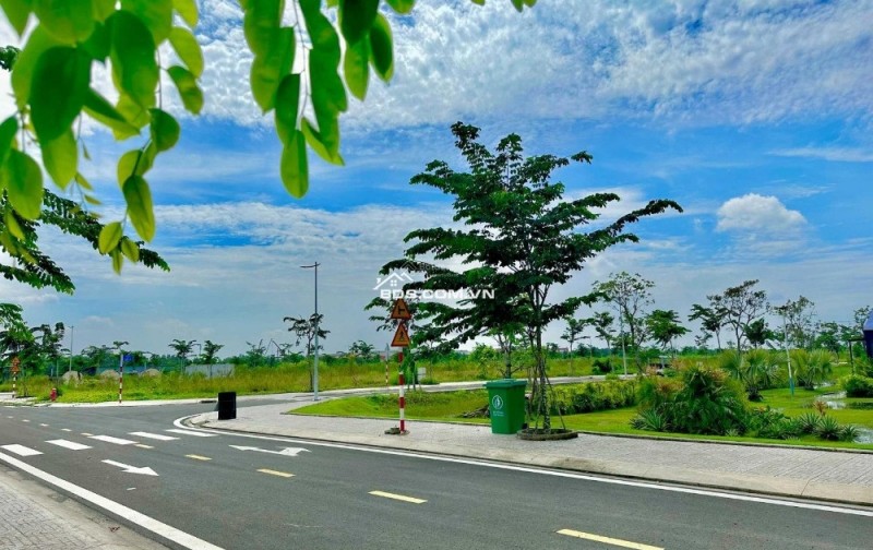 Đất 2 mặt tiền Lô góc KDC Dragon Pearl hạ tầng PCCC tiện ích đầy đủ đường xe hơi SHR sang tên ngay