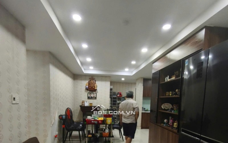 C/c Phú Đạt - Đường D5, P25, Bình Thanh: 89m2, 3p ngủ, 2wc, NTCC, 14tr