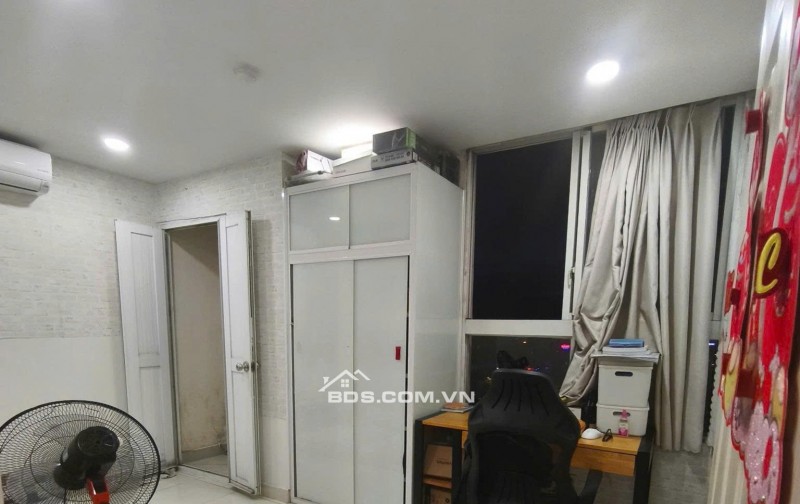C/c Phú Đạt - Đường D5, P25, Bình Thanh: 89m2, 3p ngủ, 2wc, NTCC, 14tr