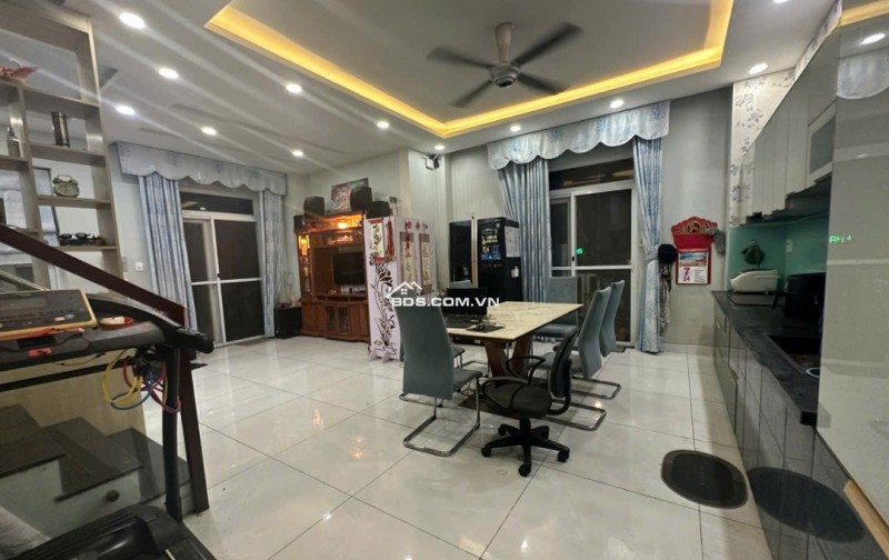 CHÍNH CHỦ BÁN NHÀ 2 MẶT TIỀN VIEW CÔNG VIÊN – HỒ BƠI KDC PHONG PHÚ 4 KHANG ĐIỀN BÌNH CHÁNH ( VIEW ĐẸP )