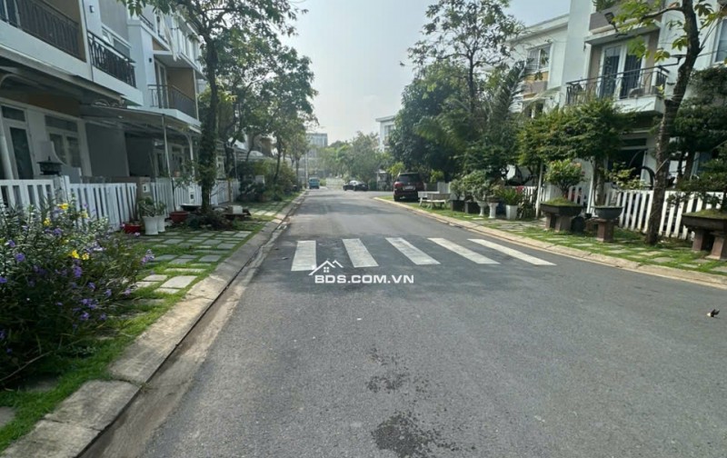 BÁN BIỆT THỰ GÓC 2 MẶT TIỀN VIEW CÔNG VIÊN - HỒ BƠI DỰ ÁN LOVERA PARK KHANG ĐIỀN BÌNH CHÁNH (VIEW ĐẸP)