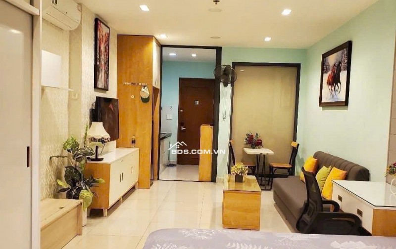 C/c Sky Center, Phổ Quang, P2, TB: 1p ngủ, NT, dang Offictel, 11tr5/th.