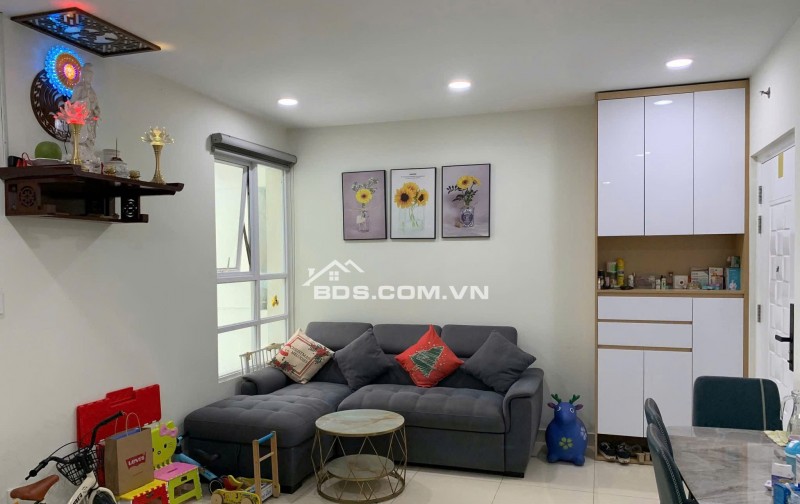 C/c Đặng Văn Ngữ, Phú Nhuận, Căn góc, 100m2, 3PN, 2WC, Giá 15tr/tháng.