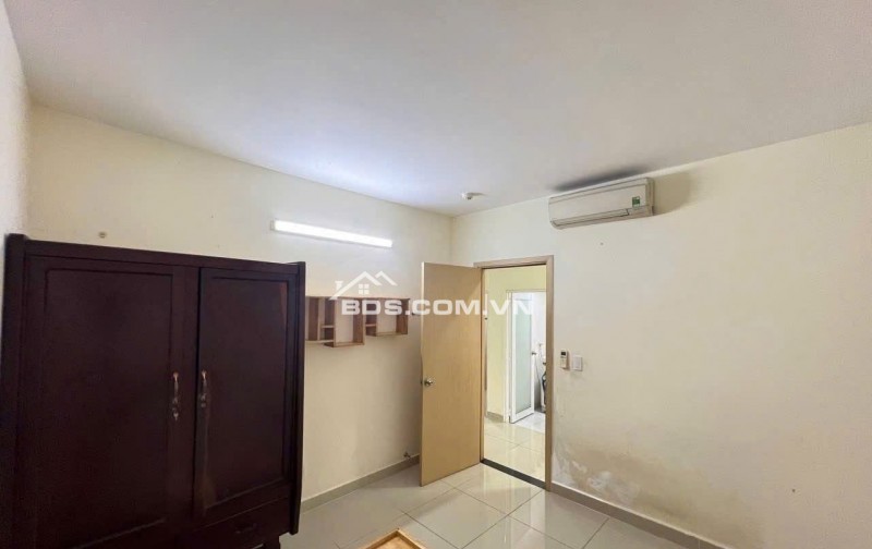 15tr/tháng, C/c Screc, 97m2, 3PN, 2WC, Căn góc, Trường Sa, P12, Quận 3.