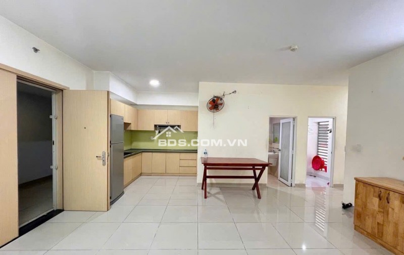 15tr/tháng, C/c Screc, 97m2, 3PN, 2WC, Căn góc, Trường Sa, P12, Quận 3.