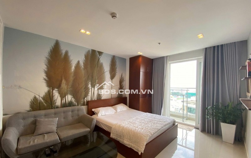 C/c Sky Center, Phổ Quang, P2, TB: 47m2, Officetel, Nội thất mới, 11tr/th.