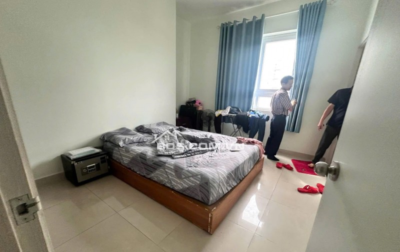 Căn hộ 3PN, 2WC, Căn góc, Chung cư Screc tower, Quận 3, Giá 15tr/tháng