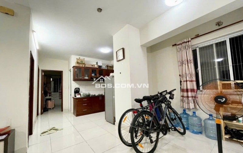 Căn hộ Screc, Căn góc, 100m2, 3PN, 2WC, Nhà mới, Trường Sa, Q3. 15tr/th