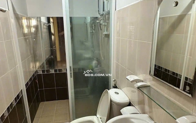 Cho thuê chung cư An Dương Vương, P8, Q5: 73m2, 2p ngủ, NT giá 9tr