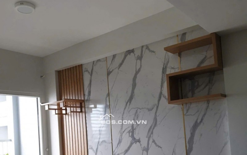 C/c Ruby, Nguyễn Sỹ Sách, TB: 2PN, 90m2, NT mới, 10tr/th. Bancong.