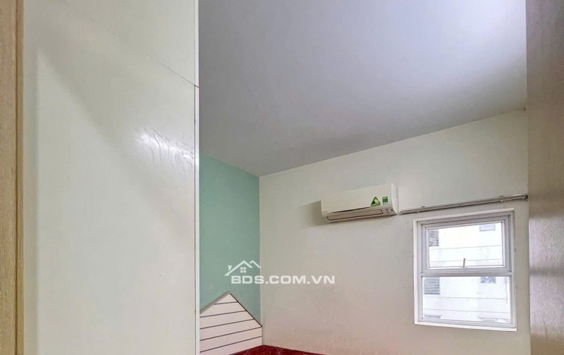 C/c Coopmart Trường Sa, Q3, 100m2, 3PN, 2WC, Nội thất cơ bản, 15tr/th.