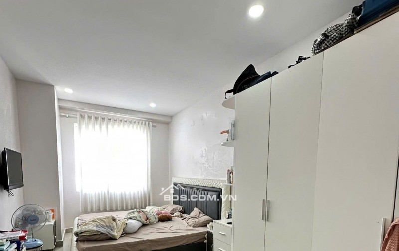 C/c Phú Đạt - Đường D5, P25, Bình Thạnh: 88m2, 2PN, 2WC, Nội thất, 14tr/th