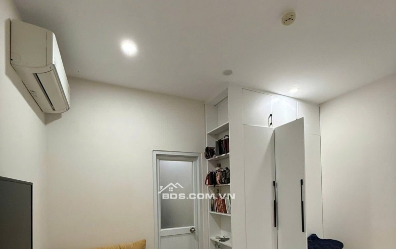 Giá 13tr/th,Chung cư HUB, Điện Biên Phủ, BT: 90m2, Căn góc, 2PN, 2WC. Nhà mới.