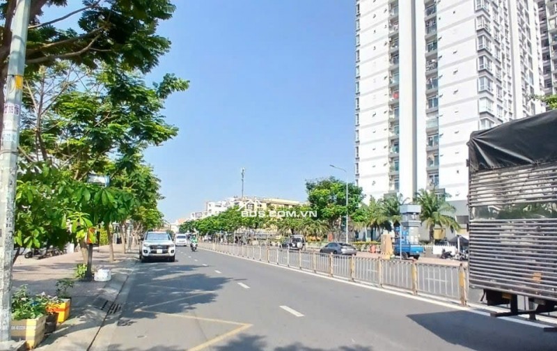 Nhà 4 tầng MT đường Lý Chiêu Hoàng Quận 6 giá chỉ 14 tỷ 800