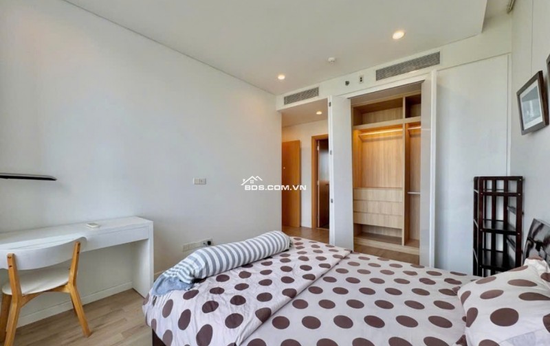 145m2, NTCC, Cao ốc Satra, Phan Đăng Lưu, PN, 21tr/th, 3PN, 2WC. Căn góc